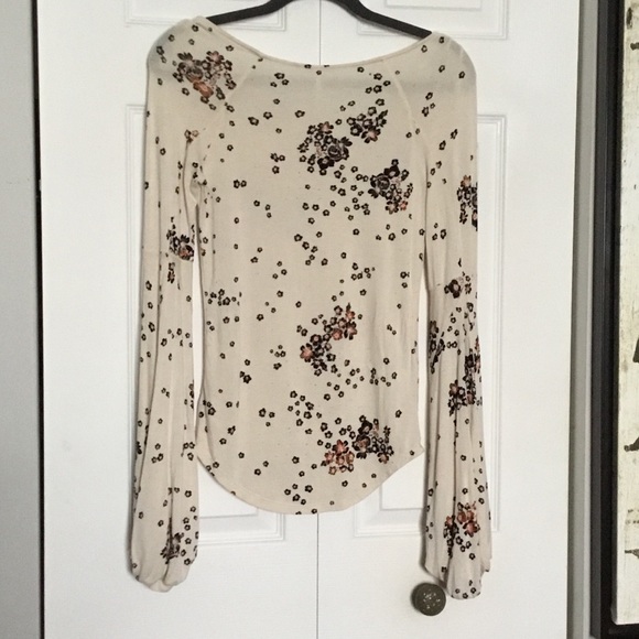 Free People Knot Sleeve Top - Picture 2 of 6